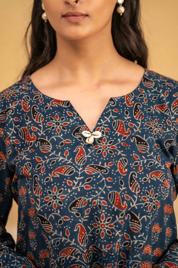 Indigo A-line Ajrakh Kurta with cowrie shell details - Image 6