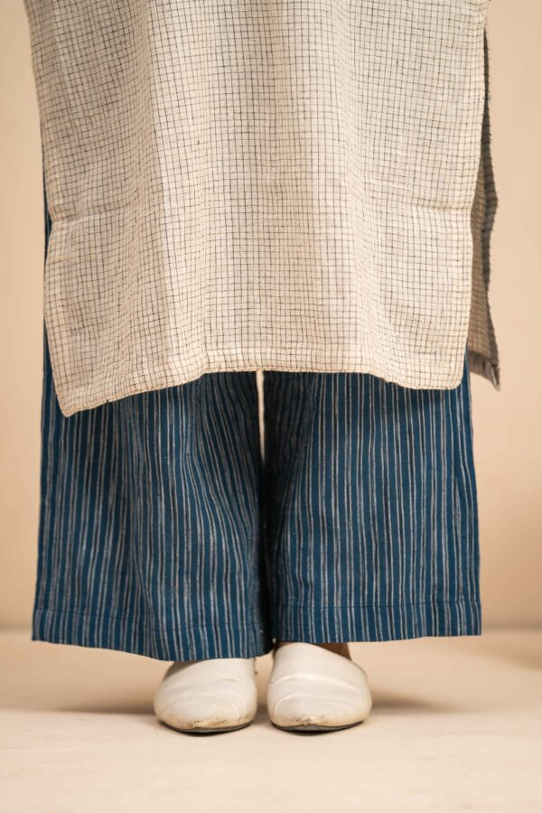 Hand woven Kala Cotton Off-White Staright Kurta with Indigo Kala Cotton Palazzo- Set of 2 - Image 2