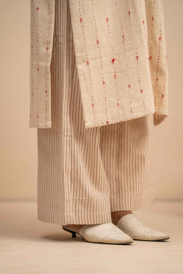 Rabari Hand work- Hand woven Kala Cotton Off-White Staright Kurta with Palazzo- Set of 2 - Image 5