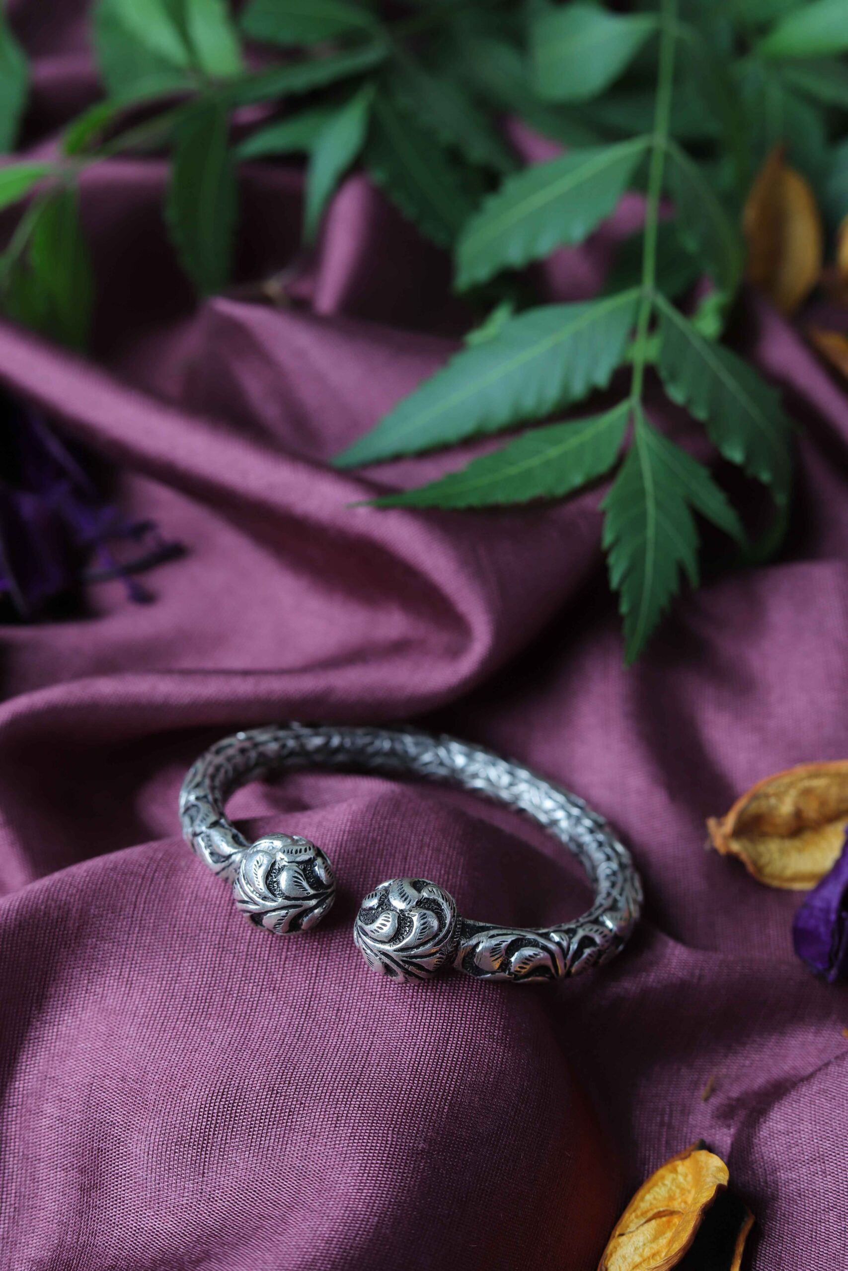 Silver Jaal work kada - Adjustable - Set of 1