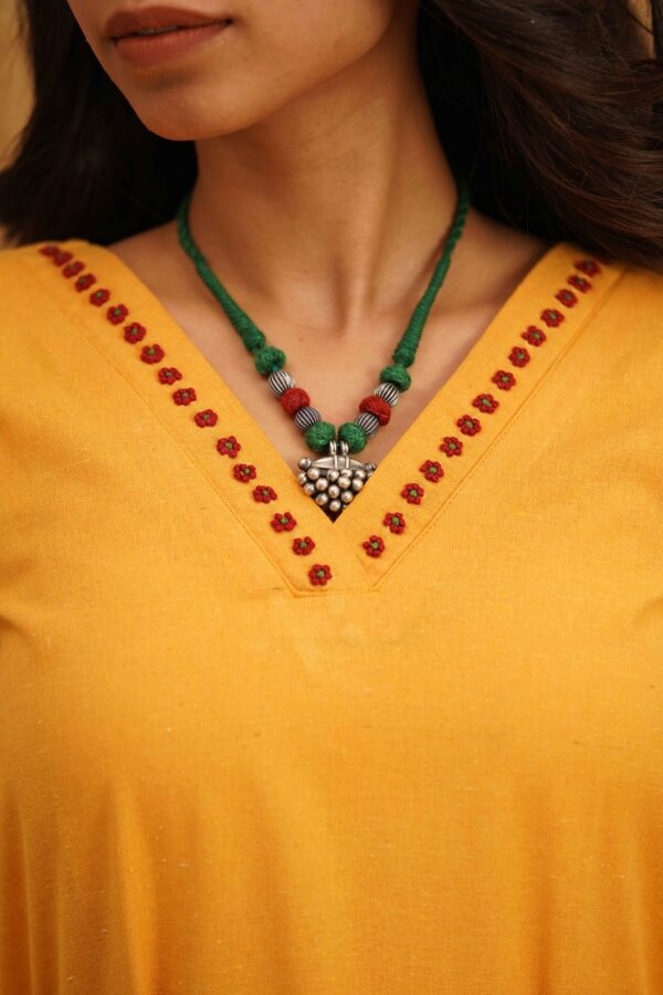 Silver Dhol Ghungroo pendant in Green thread - Image 2