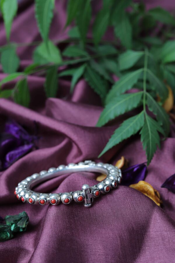 Silver Kada in Coral semi-precious stones- Set of 1 - Image 5