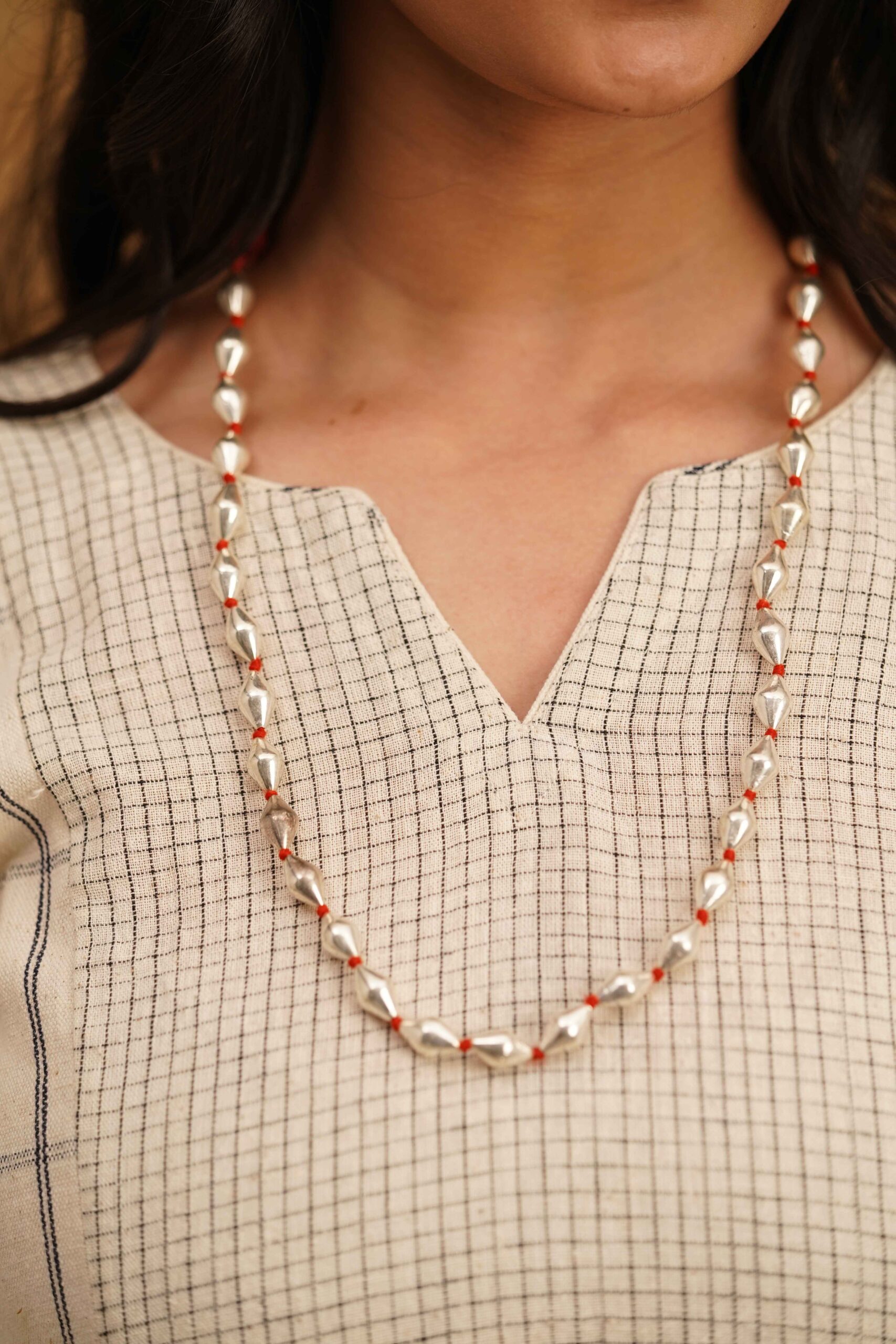 Silver Beads Necklace in Maroon/Black Thread