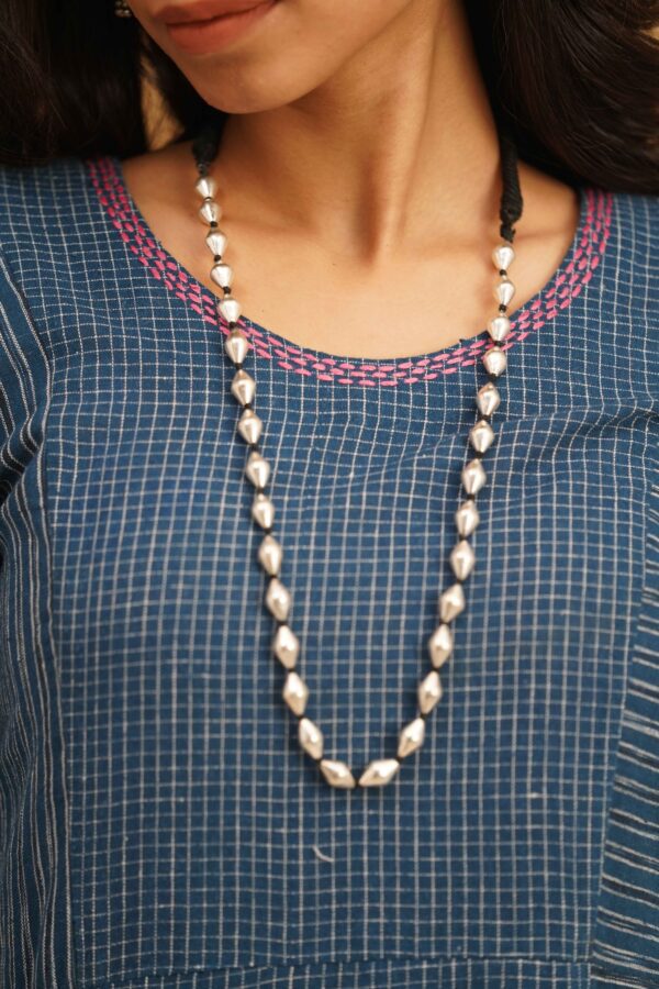 Silver Beads Necklace in Maroon/Black Thread - Image 2