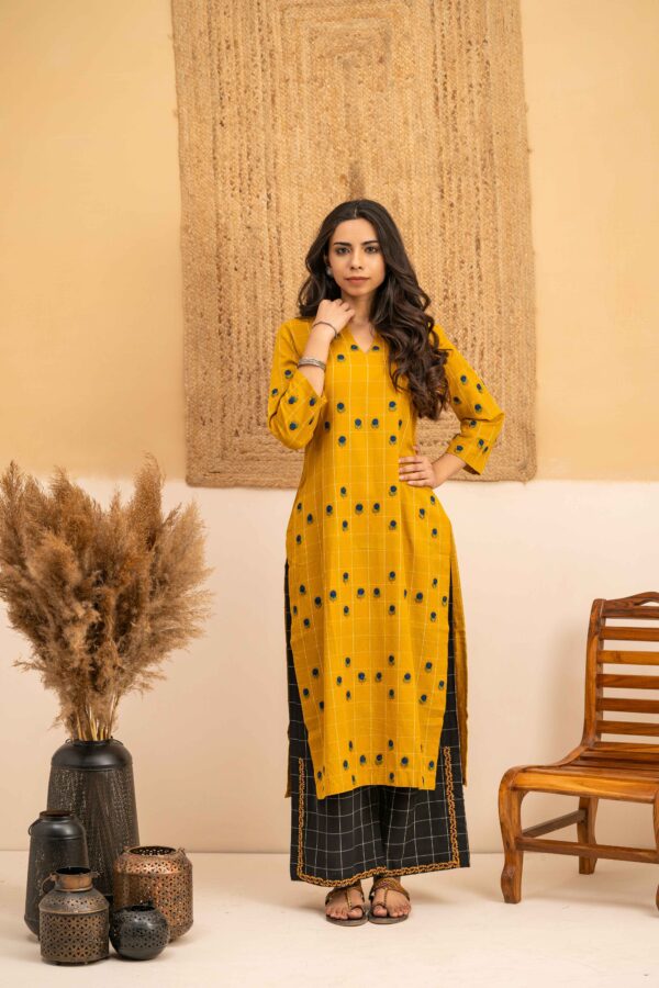 Hand embroidered Kurta and Palazzo set in Hand woven cotton - Image 2