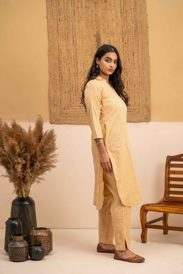 Hand woven cotton Kurta and Palazzo set - Image 4