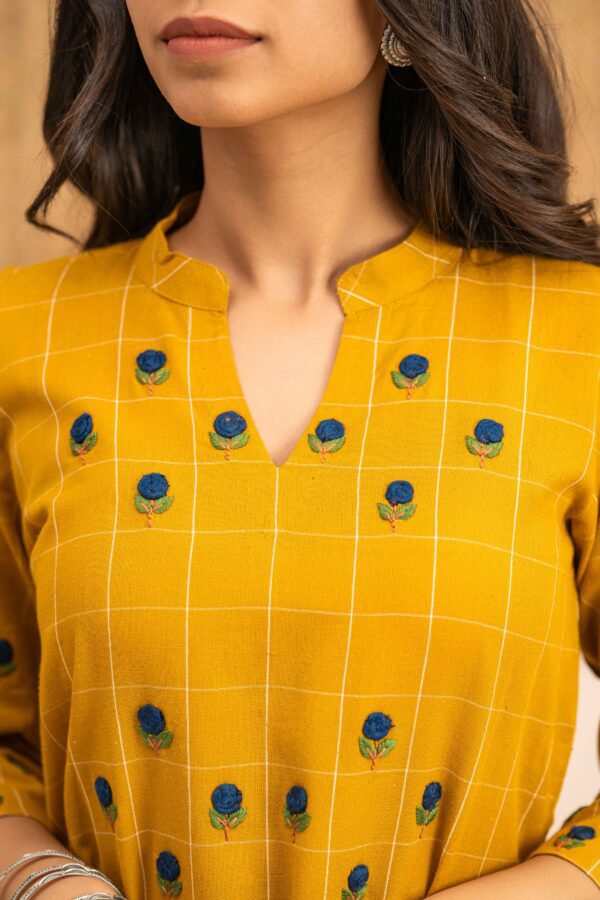 Hand embroidered Kurta and Palazzo set in Hand woven cotton - Image 9