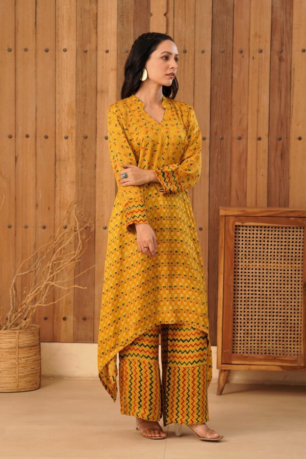 Hand Block Printed Ajrakh Hand Block Printed Ajrakh - Image 3