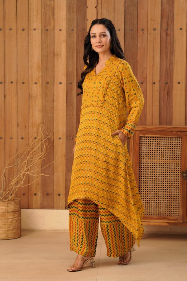 Hand Block Printed Ajrakh Hand Block Printed Ajrakh - Image 4