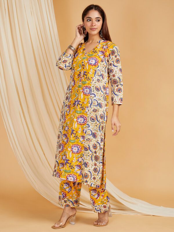 Hand Block Printed Cotton Princess Seam Straight Kurta with Side pockets and Palazzo Set of 2 - Image 5