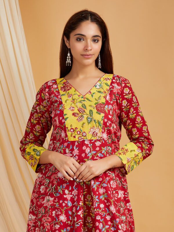 Red Hand Block Printed Cotton Flared Kurta with Churidaar Pants Set of 2 - Image 6
