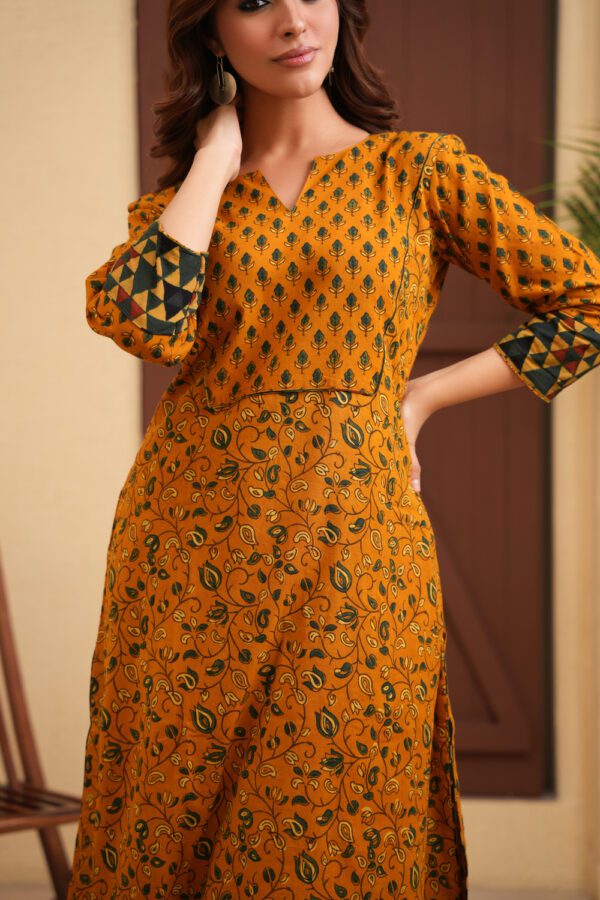 Yellow Cotton Ajrakh Flare Kurta with contrast panel at back - Image 2