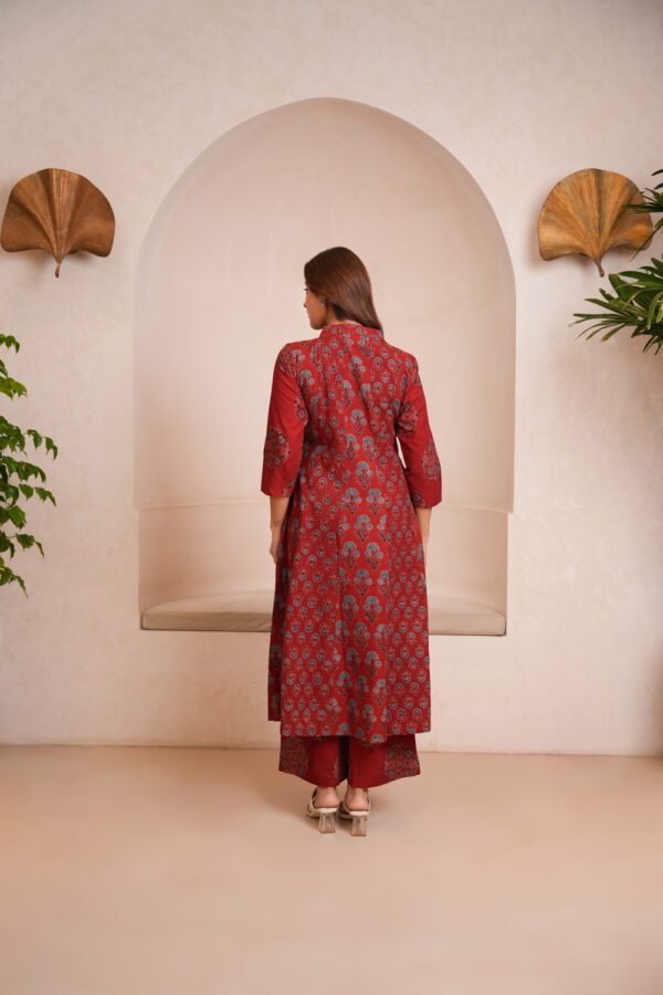 Maroon Cotton Ajrakh A-Line Kurta - Image 4