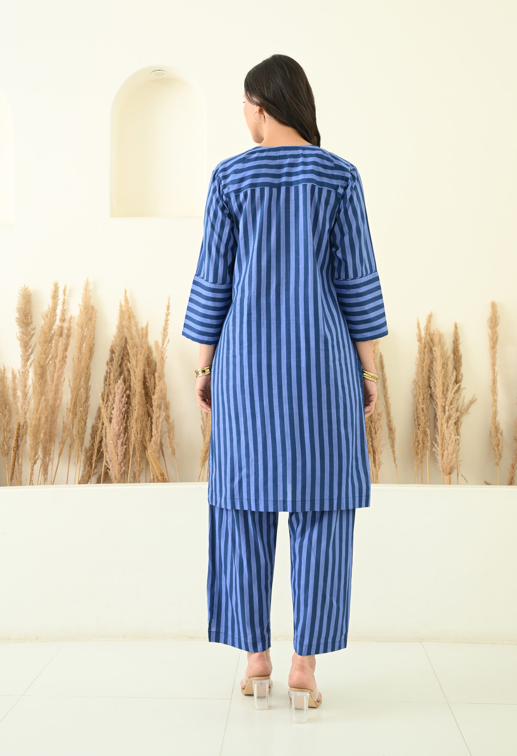 Stripes Printed Kurta and Pants Co-ord Set - Image 4